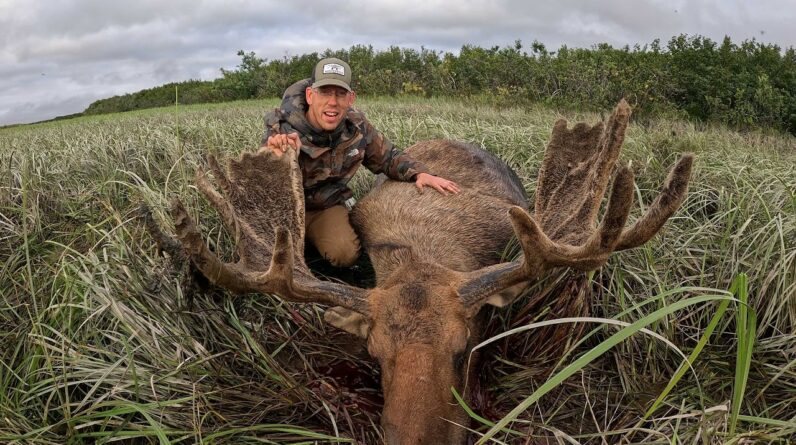 4 Days in Alaskan Yupik Village - Moose Hunting, Fishing & Spearing Seals with Atlatls