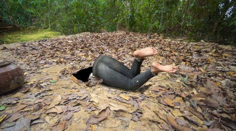 Building the Most Secret Underground Home Villa with Swimming Pool