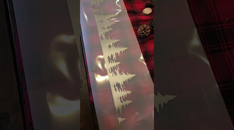 Vynl cutting with Cutworks Forest also added red naturnest logo afterwards.