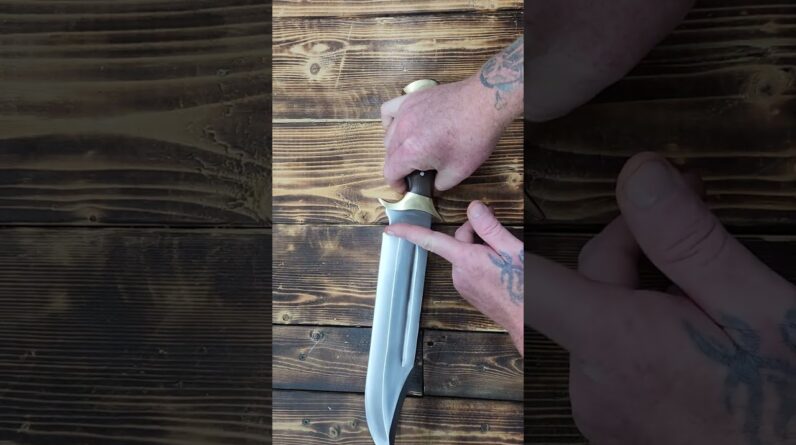 Extremely Large Bowie Knife Stupid Large! https://amzn.to/48I1GXq