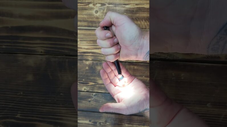 Streamlight 88840 Wedge SL 500-Lumen Max 100-Lumen Standard 1,600- Thin https://amzn.to/3Yr4J1f