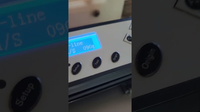Vynl cutting Alien CB from a Vector Image. zero problems with cutworks.